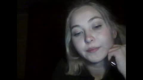 Snapshot of milena391630 chatting on 28, 2, 2025 Milena new nonude shy blonde natural online show from 28, 2, 2025