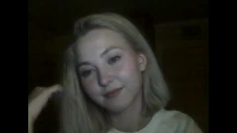 Snapshot of milena391630 chatting on 9, 3, 2025 Milena new nonude shy blonde natural online show from 9, 3, 2025