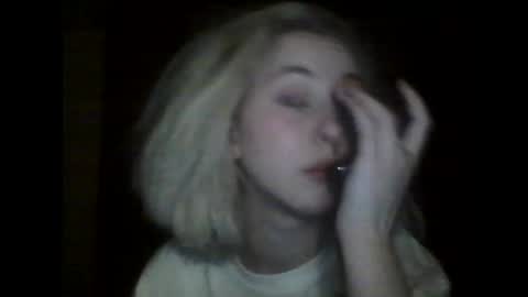 Snapshot of milena391630 chatting on 9, 3, 2025 Milena new nonude shy blonde natural online show from 9, 3, 2025