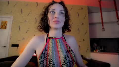 Milena Hardy online show from 28, 1, 2025