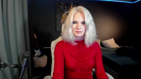 Snapshot of milena_marshmallows chatting on 7, 2, 2025 Milena online show from 7, 2, 2025