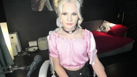 Milena online show from 30, 4, 2026
