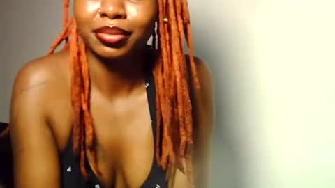 mileychan  online show from 19, 12, 2025