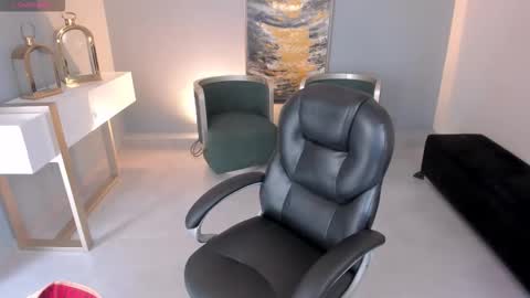 Miley Cruz  IG miley model23 online show from 20, 9, 2025