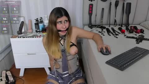 MILEY  online show from 2, 5, 2026