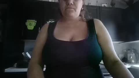 Snapshot of milf902xx chatting on 21, 9, 2025 milf902xx online show from 21, 9, 2025