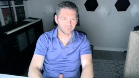 Snapshot of milf_hunter567 chatting on 29, 10, 2025 milf_hunter567 online show from 29, 10, 2025