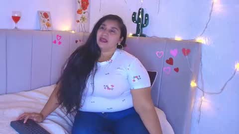 milf latinn online show from 22, 10, 2025