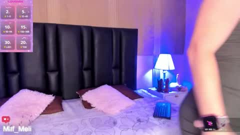 Snapshot of milf_meli chatting on 27, 9, 2025 milf_meli online show from 27, 9, 2025