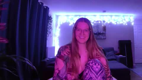 Snapshot of milf_tara36 chatting on 5, 3, 2025 Milf Tara36 online show from 5, 3, 2025