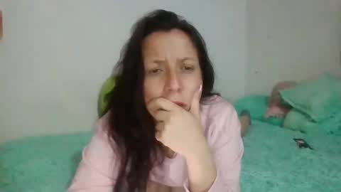 milfevha online show from 1, 3, 2025