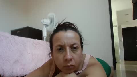 milfevha online show from 9, 9, 2025