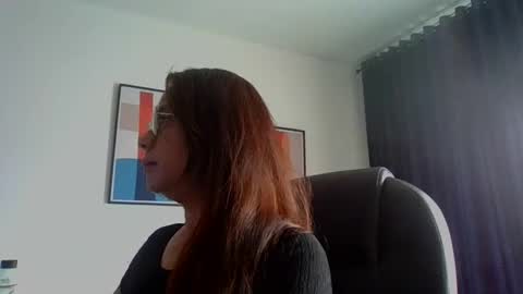 Milf Ginebra online show from 31, 12, 2024