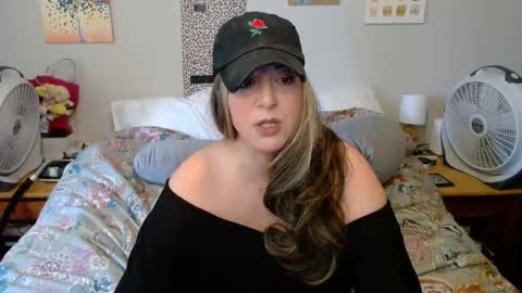 MILF Monee online show from 6, 4, 2026