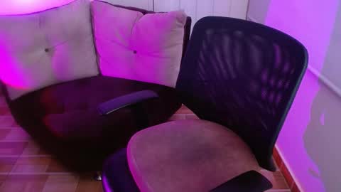 Snapshot of milfrosalie chatting on 12, 3, 2026 Rosalie online show from 12, 3, 2026