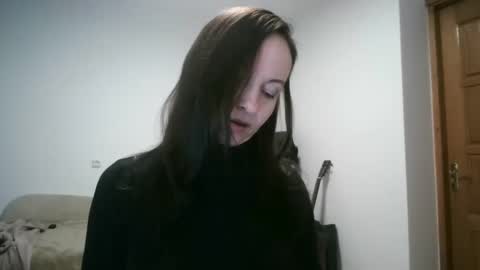 Snapshot of miliah chatting on 4, 11, 2025 miliah online show from 4, 11, 2025