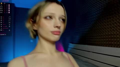 Snapshot of milinamarvelous chatting on 21, 11, 2025 Mila 3 aka Deepthroat World Champion online show from 21, 11, 2025