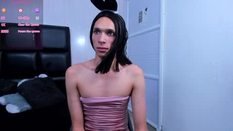 Snapshot of milk_max18 chatting on 17, 1, 2025 MAX online show from 17, 1, 2025