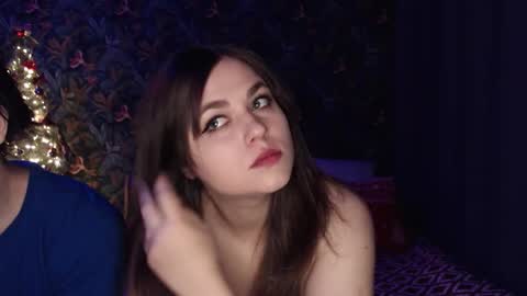 Stella and Neo online show from 20, 12, 2025