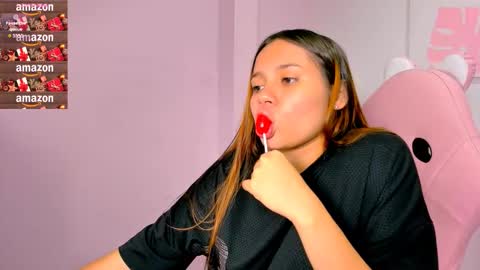 Snapshot of milk_zafira chatting on 14, 11, 2025 milk_zafira online show from 14, 11, 2025