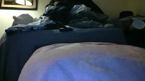 milkncookies8 online show from 16, 3, 2026