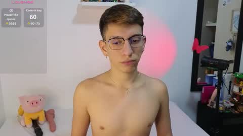 Snapshot of milky__boy_ chatting on 14, 7, 2026 H A R O L D online show from 14, 7, 2026