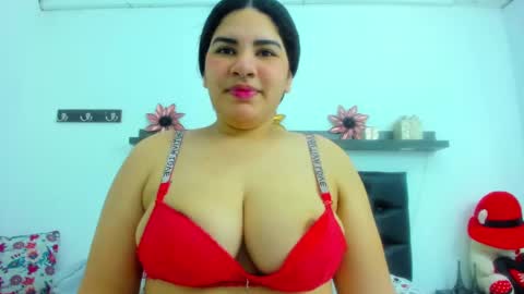 Snapshot of milky_way_18 chatting on 4, 1, 2025 milky_way_18 online show from 4, 1, 2025