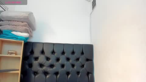 Snapshot of milky_way_18 chatting on 8, 2, 2025 milky_way_18 online show from 8, 2, 2025