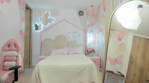 Sofia  online show from 14, 3, 2026