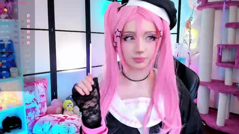 Snapshot of milkycute chatting on 28, 4, 2026 milky cute online show from 28, 4, 2026