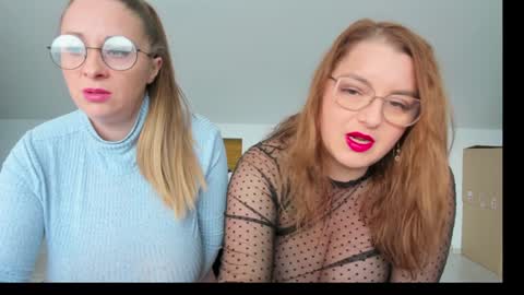 Snapshot of milkykandy chatting on 16, 11, 2025 Livia online show from 16, 11, 2025