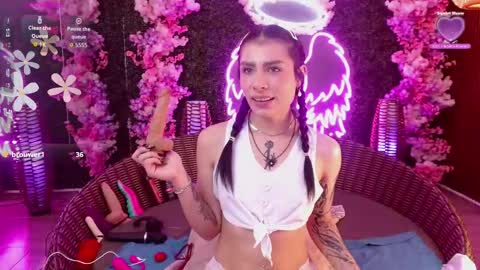 Snapshot of milla_davis chatting on 17, 10, 2025 MILLA online show from 17, 10, 2025