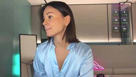 Snapshot of milla_kuni chatting on 11, 2, 2025 Mila online show from 11, 2, 2025