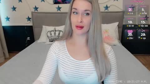 Snapshot of milla_na chatting on 23, 10, 2025 Millana online show from 23, 10, 2025