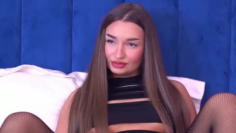 Snapshot of milla_serene chatting on 10, 10, 2025 Milla online show from 10, 10, 2025