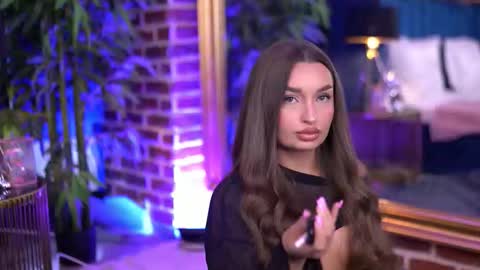 Snapshot of milla_serene chatting on 10, 11, 2025 Milla online show from 10, 11, 2025