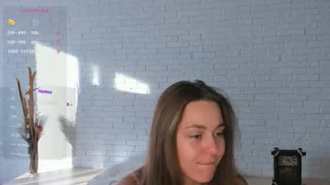 Snapshot of milla_vegga chatting on 21, 10, 2025 Mila online show from 21, 10, 2025