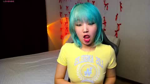 Snapshot of milla_waves chatting on 20, 6, 2026 Milla or just Mi online show from 20, 6, 2026