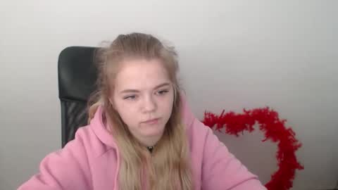 millaloveli online show from 19, 2, 2026