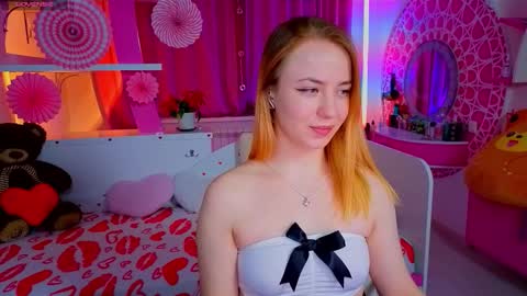 Snapshot of millana_hot chatting on 5, 3, 2026 Milana online show from 5, 3, 2026