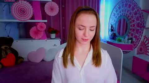 Snapshot of millana_hot chatting on 1, 4, 2026 Milana online show from 1, 4, 2026