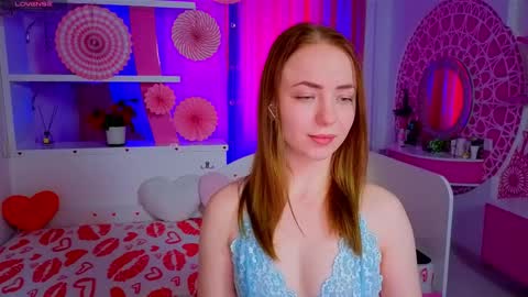 Snapshot of millana_hot chatting on 9, 4, 2026 Milana online show from 9, 4, 2026