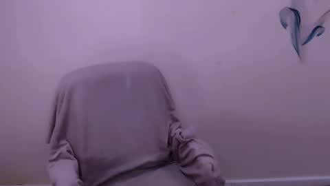 Milla online show from 4, 2, 2026