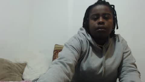 AveryB online show from 26, 2, 2025