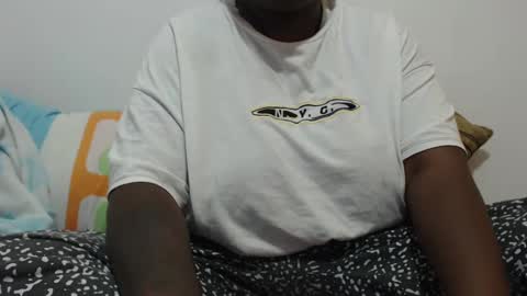 AveryB online show from 12, 3, 2025