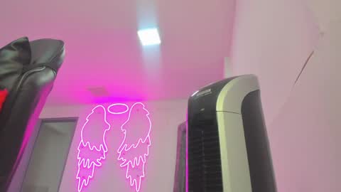 Snapshot of miller_silvana chatting on 24, 4, 2026 miller_silvana online show from 24, 4, 2026