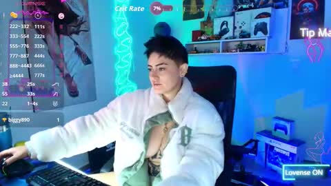 Snapshot of milley_rose chatting on 19, 9, 2025 Im girl my name is Johana  online show from 19, 9, 2025
