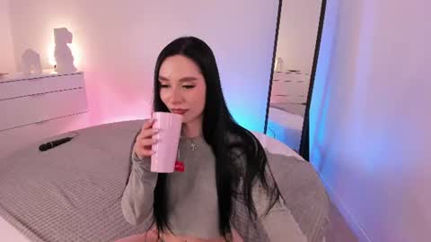 milleycyrus_ online show from 26, 6, 2026