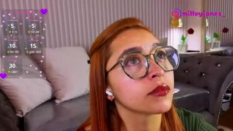Snapshot of milleyjones_ chatting on 28, 5, 2026 milleyjones_ online show from 28, 5, 2026