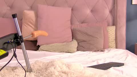 Snapshot of milllie_joy chatting on 28, 2, 2025 Millie online show from 28, 2, 2025